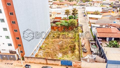 Rua 4 - VICENTE PIRES RUA 04 LOTE COM 798,75M² ESTUDA PERMUTA