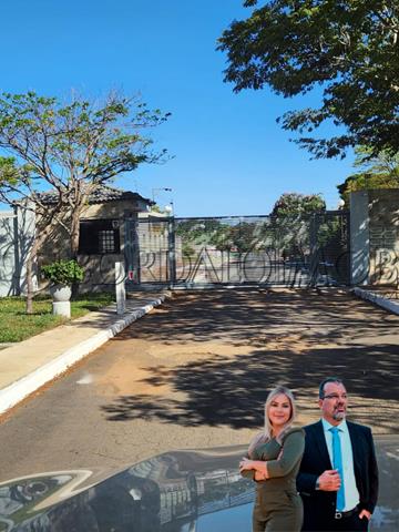 SMPW Quadra 5 - Terreno com 2.500M² na quadra 05 do Park Way. Ótima localização. Aceita financiamento.