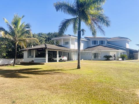 SMPW Quadra 18 - magnífica casa com habite-se de 508,13m² em um terreno de 2500m², cercada por mais 2500m² de área verde exuberante. - Foto 1