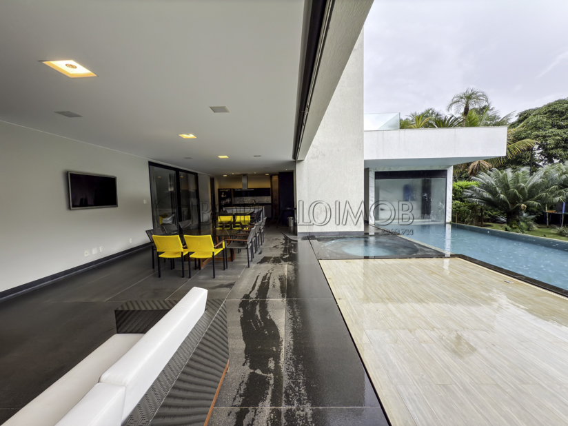 SHIS QI 9 - "Residência de Alto Padrão no Lago Sul: Sofisticação, Conforto e Exclusividade em Cada Detalhe"