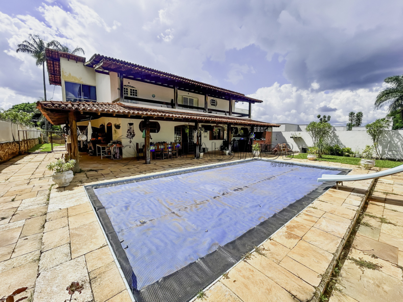 SHIS QI 28 - SHIS QI 28 - LAGO SUL | CASA COLONIAL COM 3 SUÍTES E AMPLA ÁREA VERDE - Foto 2