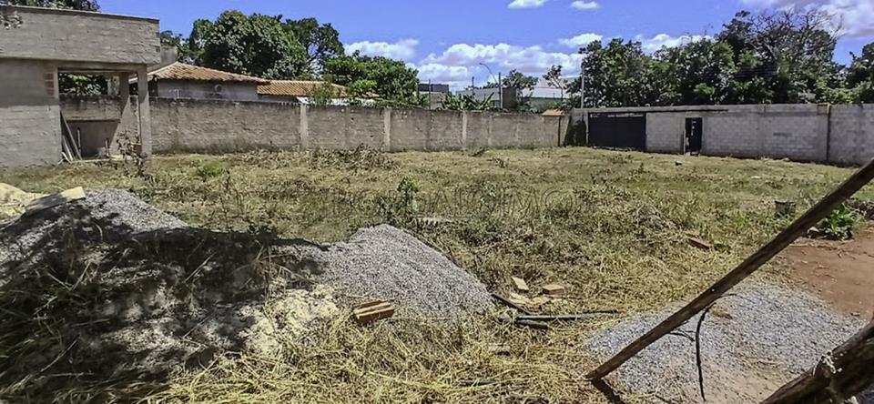 Condomínio Chapéu de Pedra - Belissimo lote a 20 ninutos da ponte JK  todo murado com agua e luz  - Foto 8