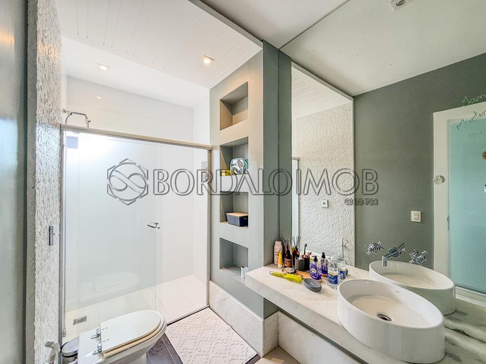 SMPW Quadra 26 - Casa de Luxo no Park Way com Projeto de André Martins, Piscina, Rooftop e 20.000m² Verde. - Foto 22