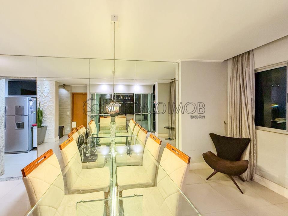 Rua 4 - Este apartamento duplex de cobertura é uma oportunidade excepcional para quem busca um lar espaçoso. - Foto 4