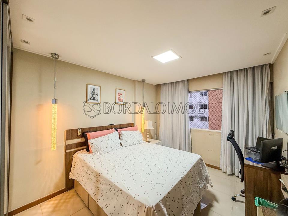 Rua 4 - Este apartamento duplex de cobertura é uma oportunidade excepcional para quem busca um lar espaçoso. - Foto 13