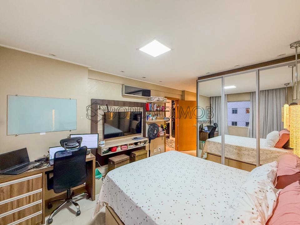 Rua 4 - Este apartamento duplex de cobertura é uma oportunidade excepcional para quem busca um lar espaçoso. - Foto 14