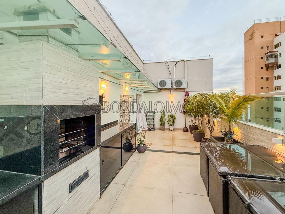 Rua 4 - Este apartamento duplex de cobertura é uma oportunidade excepcional para quem busca um lar espaçoso. - Foto 25