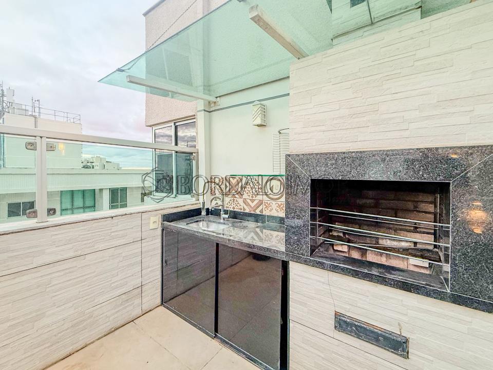 Rua 4 - Este apartamento duplex de cobertura é uma oportunidade excepcional para quem busca um lar espaçoso. - Foto 28