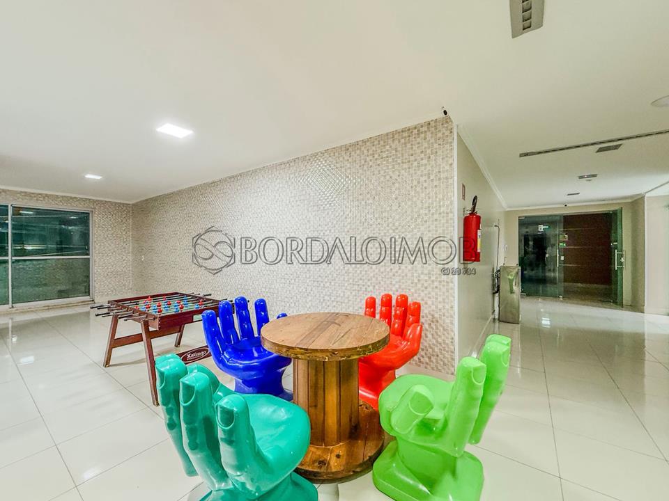 Rua 4 - Este apartamento duplex de cobertura é uma oportunidade excepcional para quem busca um lar espaçoso. - Foto 31