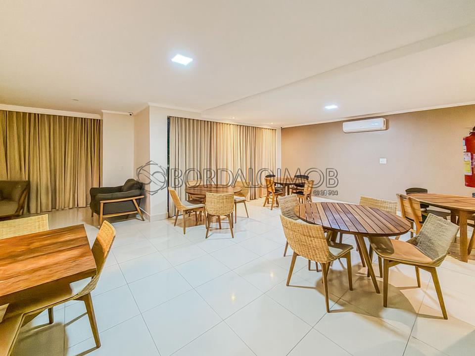 Rua 4 - Este apartamento duplex de cobertura é uma oportunidade excepcional para quem busca um lar espaçoso. - Foto 38