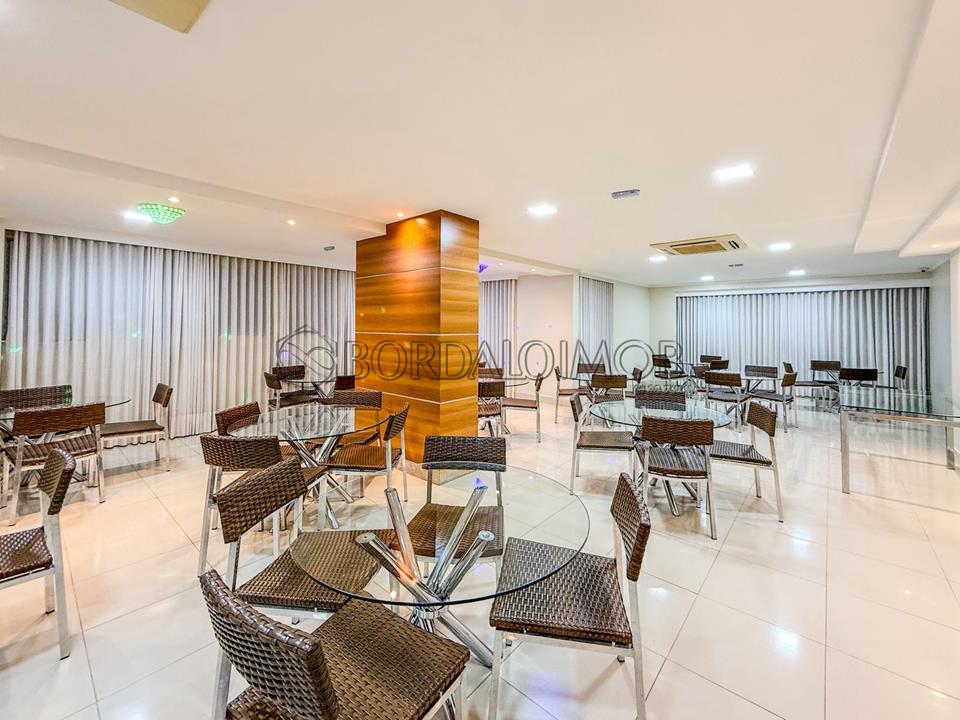 Rua 4 - Este apartamento duplex de cobertura é uma oportunidade excepcional para quem busca um lar espaçoso. - Foto 43