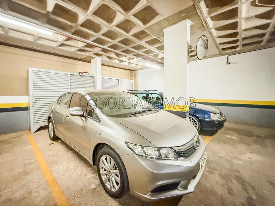 Rua 4 - Este apartamento duplex de cobertura é uma oportunidade excepcional para quem busca um lar espaçoso. - Foto 48