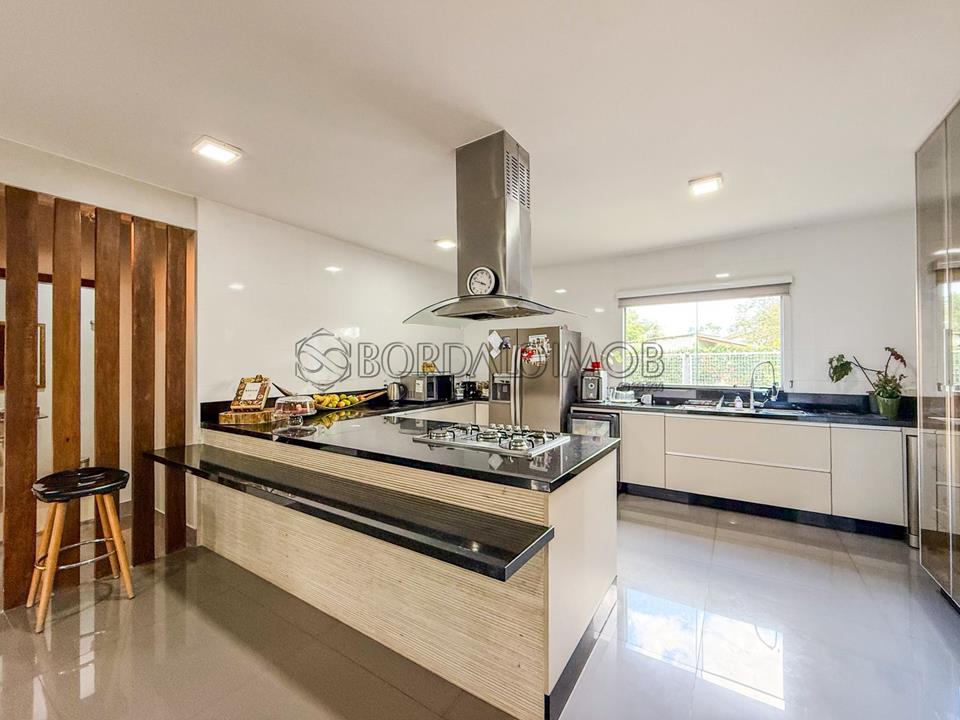 SMPW Quadra 28 - 456m² de área privativa em terreno de 2.500m², energia fotóvoltaica. - Foto 6