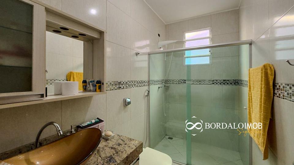 QR 1 -  Casa com 3 Quartos 1 Anadr na QR 01 da Candangolândia - Foto 24