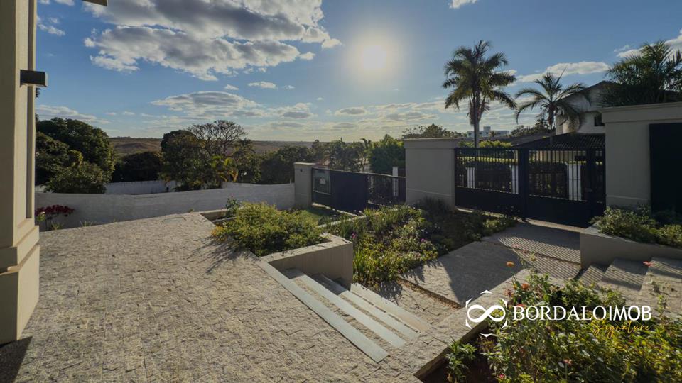 SMPW Quadra 12 -  Casa térrea nova estilo neoclássica Smpw quadra 12 Park Way