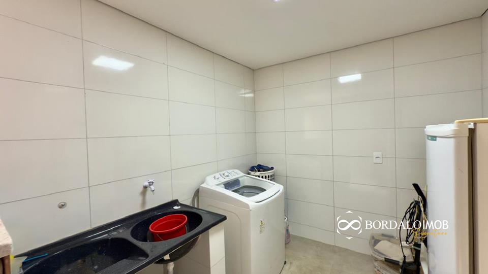 QE 30 - Casa com 3 Quartos aceita financiamento Reformada Guará 2