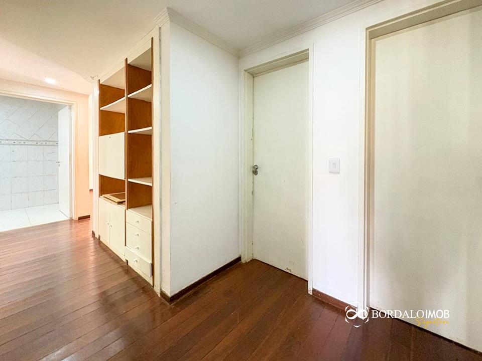 SQN 112 - Apartamento em Condominio de 3 Quartos 1 Suite e Aceita Financiamento