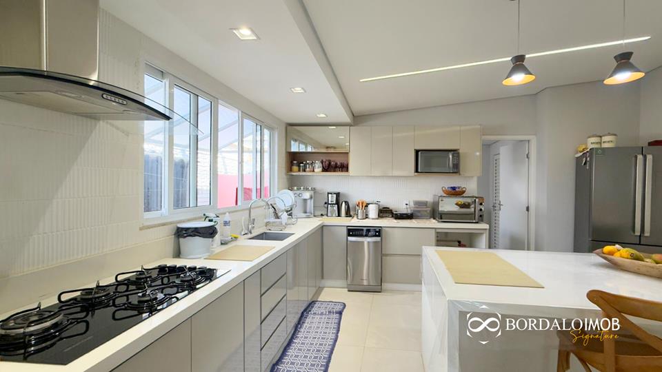 QE 32 - Casa Terréa de Alto Padrão com 2 Suites Reformada Aceita Financiamento Guará 2 - Foto 8