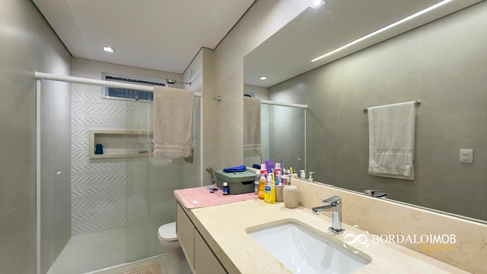 QE 32 - Casa Terréa de Alto Padrão com 2 Suites Reformada Aceita Financiamento Guará 2 - Foto 26