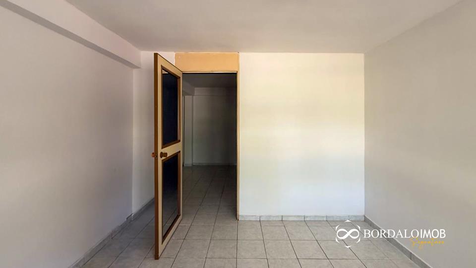 CLN 209 - Vende Sala ou Kitnet para uso misto Comercial ou Residencial Aceita Financiamento - Foto 8
