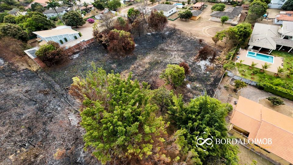 SMPW Quadra 28 - Lote em Condomínio de 2.500 m² em Otíma Localização do Park Way