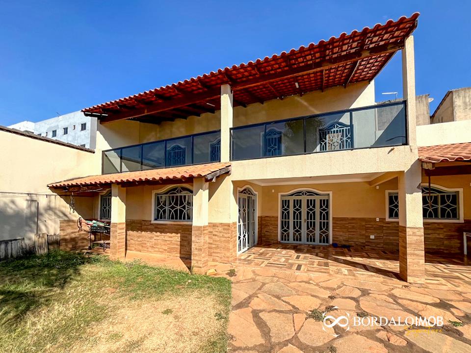 SHVP TRECHO 01 RUA 01 - Casa em Condomínio com 4 Quartos Lazer Completo Escriturado e Aceita Permuta - Foto 2