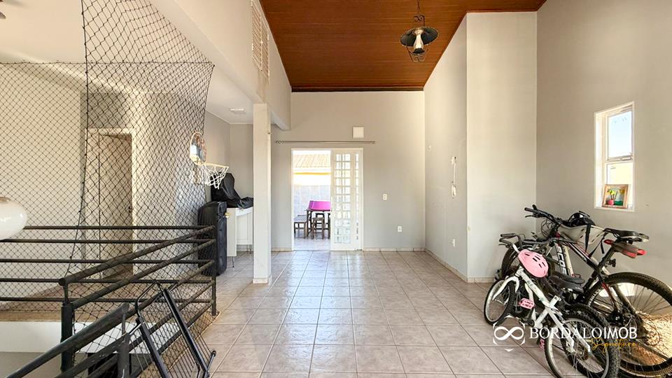 QE 26 - Casa com 5 Quartos Escriturada Com Lazer Aceita Financiamento SOBRADO - Foto 25