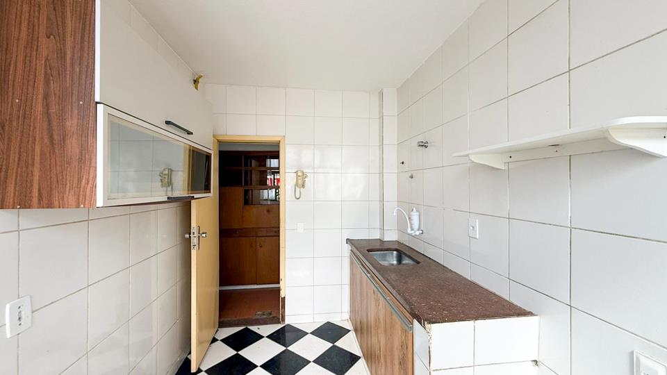 SQN 406 - Apartamento 3 Quartos Vazado Estrutura Conservada na Asa Norte - Foto 5