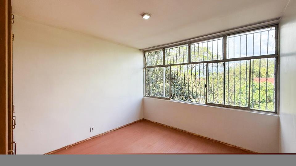 SQN 406 - Apartamento 3 Quartos Vazado Estrutura Conservada na Asa Norte - Foto 13