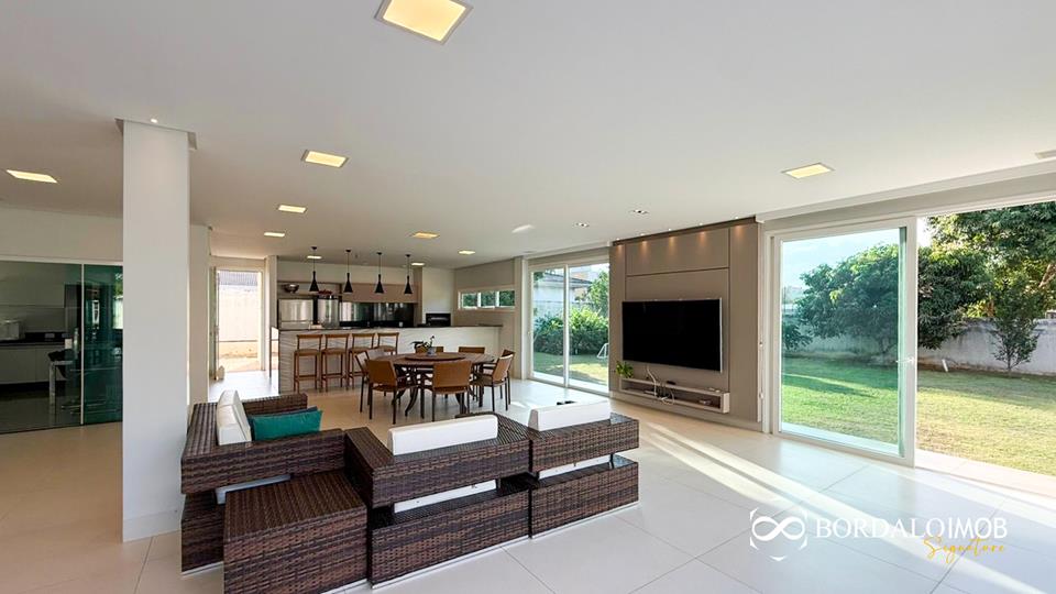 SMPW Quadra 5 - Casa Reformada de Alto Padrão com Piscina e Lazer Aceita Permuta - Foto 35