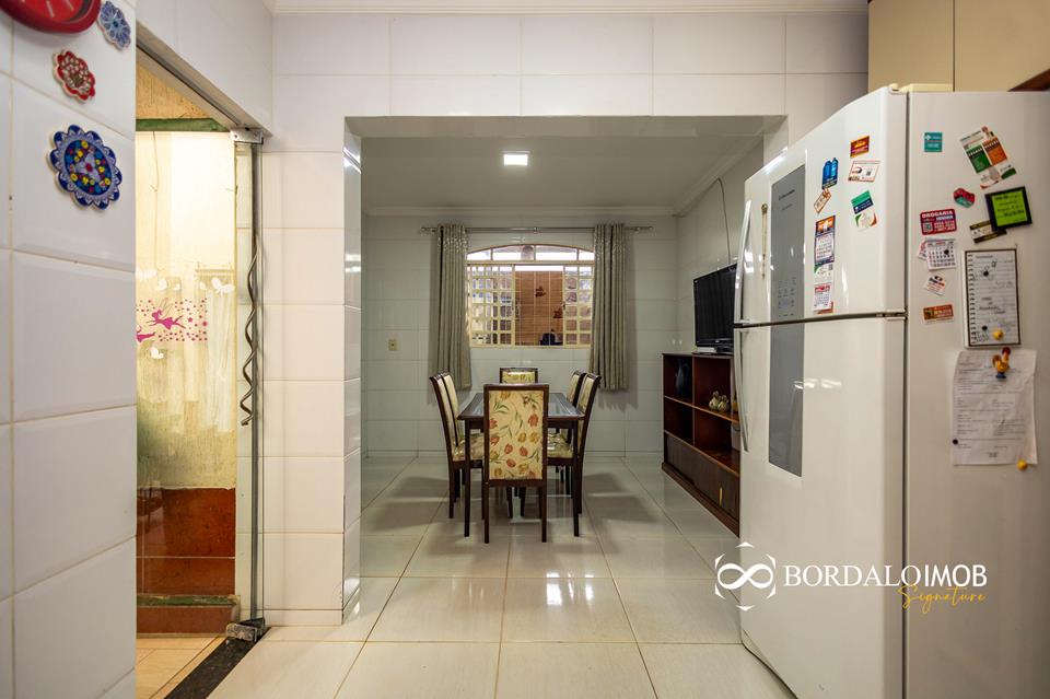 QE 34 - Casa de Andar com 4 Quartos Ampla e Aconchegante Aceita Financiamento - Foto 17