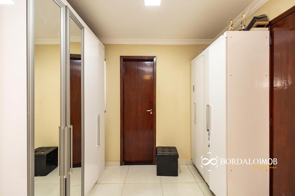 QE 34 - Casa de Andar com 4 Quartos Ampla e Aconchegante Aceita Financiamento - Foto 34