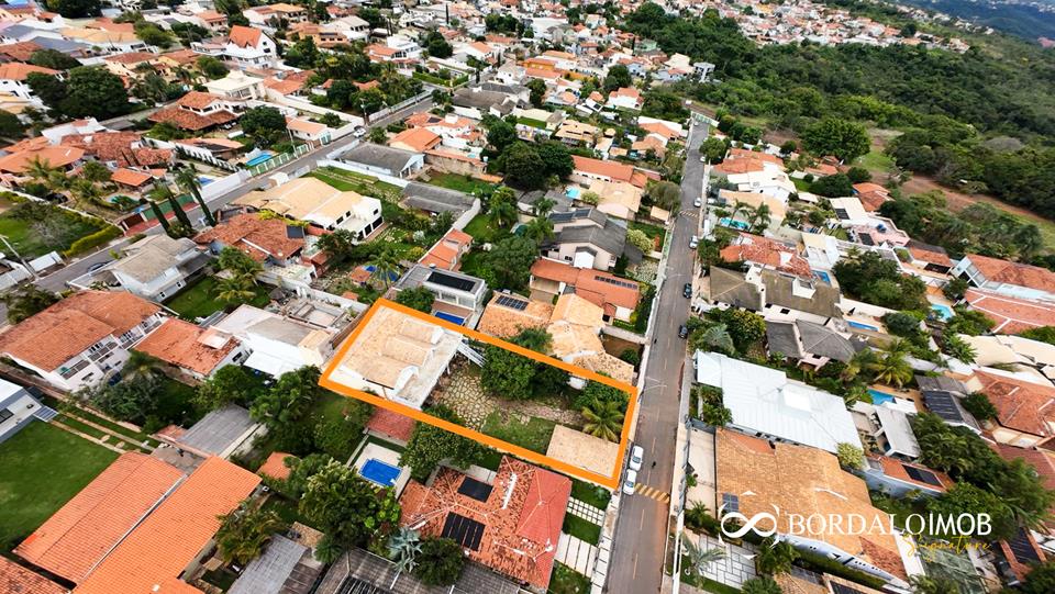 Condomínio Estância Jardim Botânico - Lote Amplo no Condomínio Estância Jardim Botânico, com casa para retrofit - Foto 3