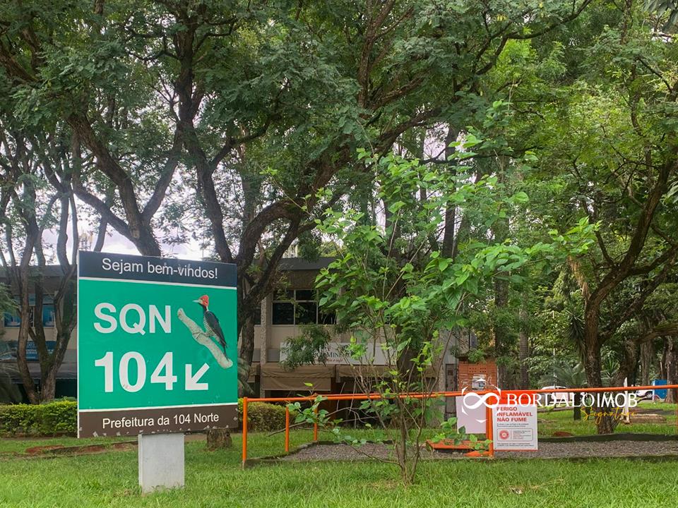 SQN 104 - Apartamento vazado com 2 Quartos Aceita Financiamento