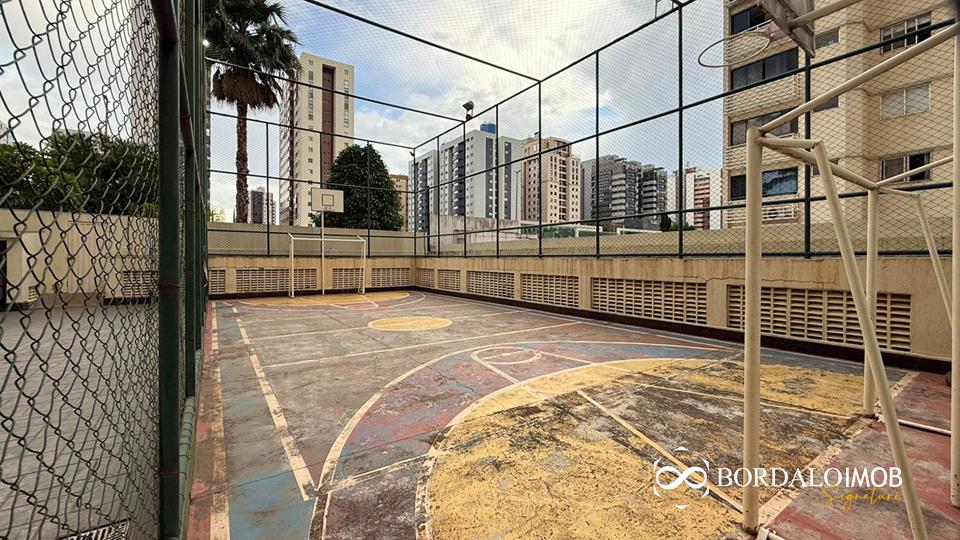 Rua 14 - Apartamento de 3 Quartos Vazado com 122m² de Área Privativa