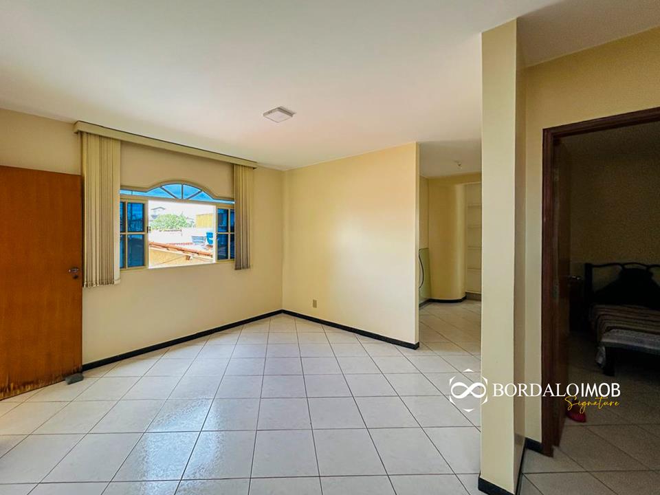 QE 32 - Casa com 04 Quartos 2 Pavimentos Aceita Financiamento - Foto 7