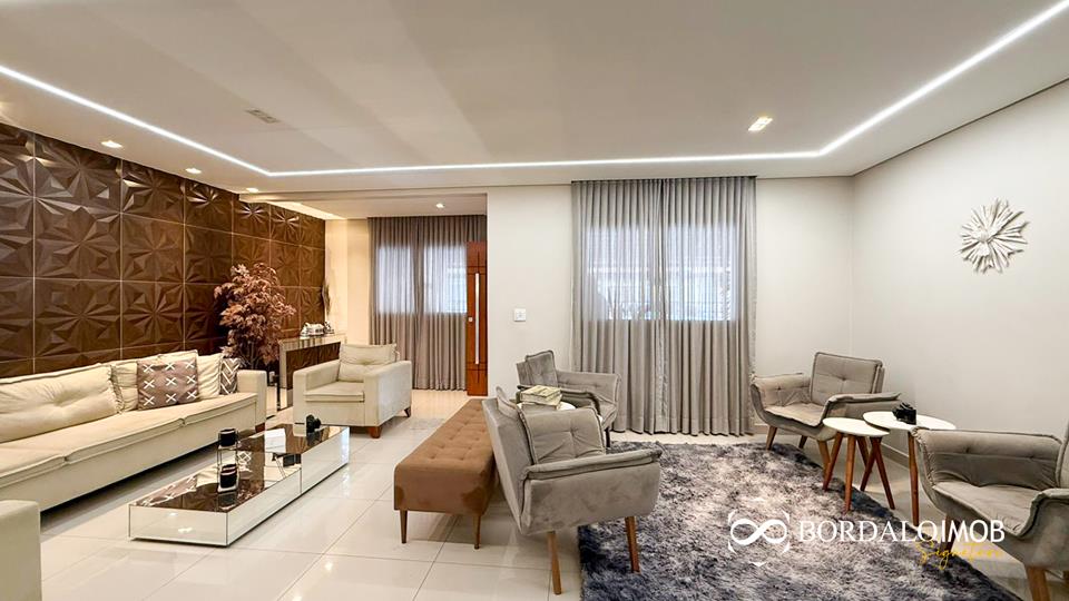 QE 34 - Casa com 4 Quartos distribuídos em 3 Pavimentos Aceita Financiamento - Foto 4