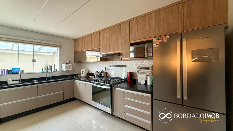 QE 34 - Casa com 4 Quartos distribuídos em 3 Pavimentos Aceita Financiamento - Foto 9