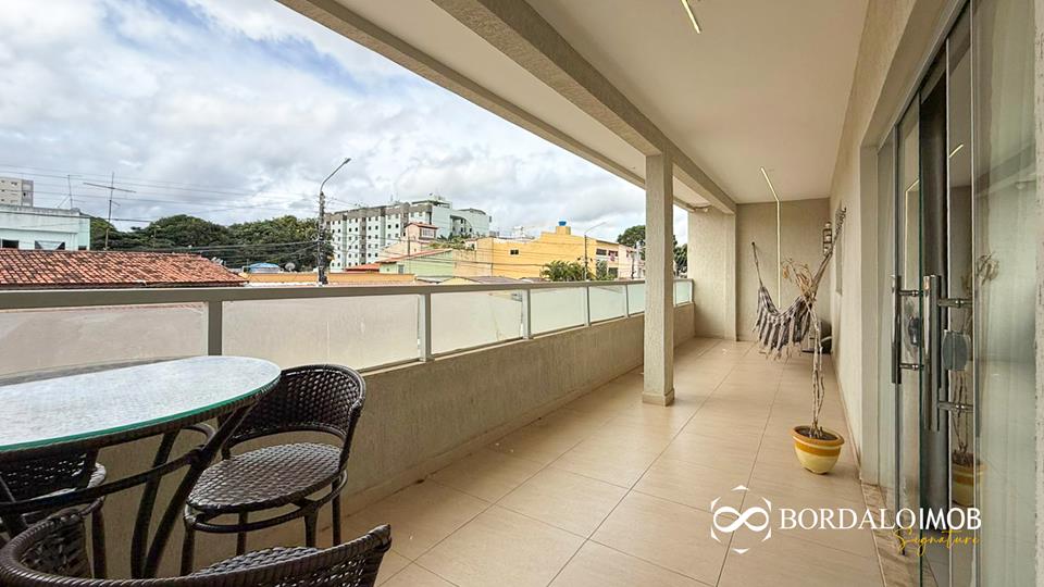 QE 34 - Casa com 4 Quartos distribuídos em 3 Pavimentos Aceita Financiamento - Foto 13