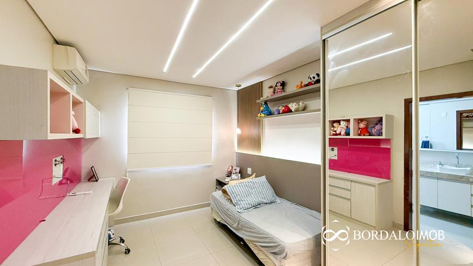 QE 34 - Casa com 4 Quartos distribuídos em 3 Pavimentos Aceita Financiamento - Foto 19