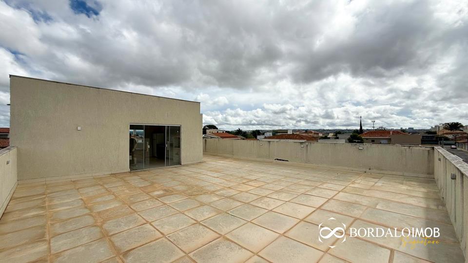 QE 34 - Casa com 4 Quartos distribuídos em 3 Pavimentos Aceita Financiamento - Foto 30