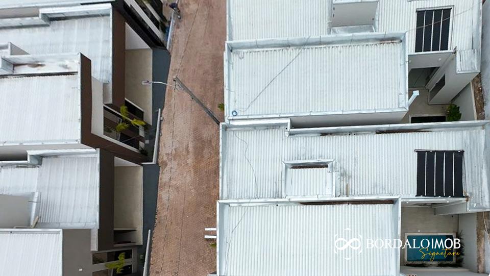 SHA Conjunto 2 - 10 casas novas todas do mesmo padrão construtivo Arniqueiras