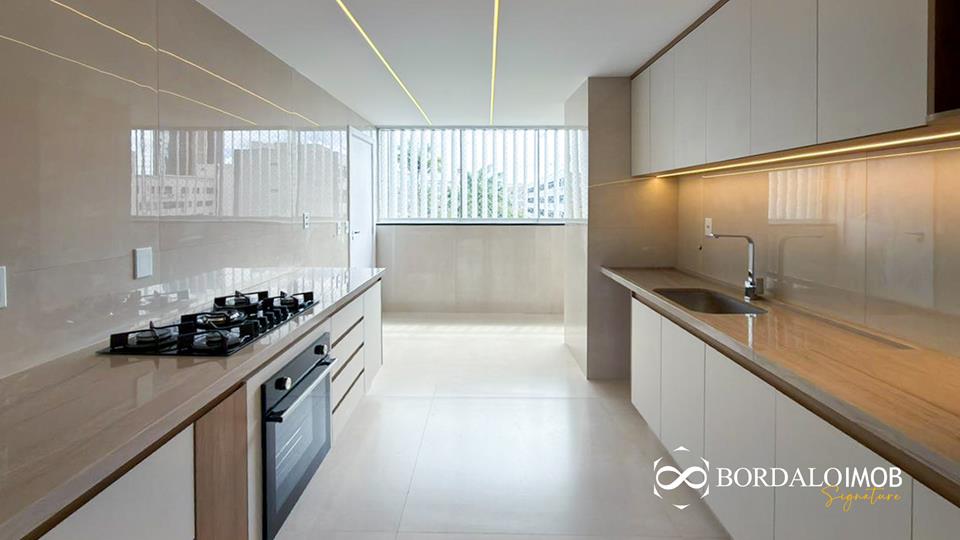 SQS 102 - Apartamento impecável na SQS 102, totalmente reformado e pronto para morar - Foto 11