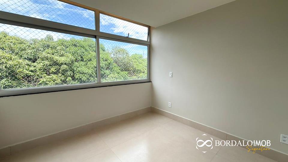SQS 102 - Apartamento impecável na SQS 102, totalmente reformado e pronto para morar - Foto 14