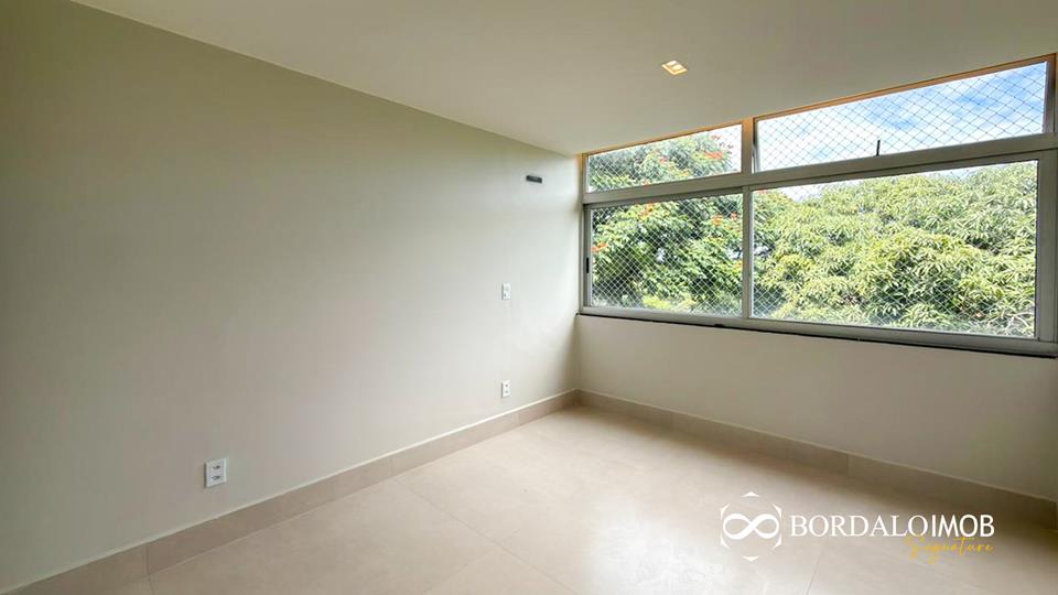 SQS 102 - Apartamento impecável na SQS 102, totalmente reformado e pronto para morar - Foto 18