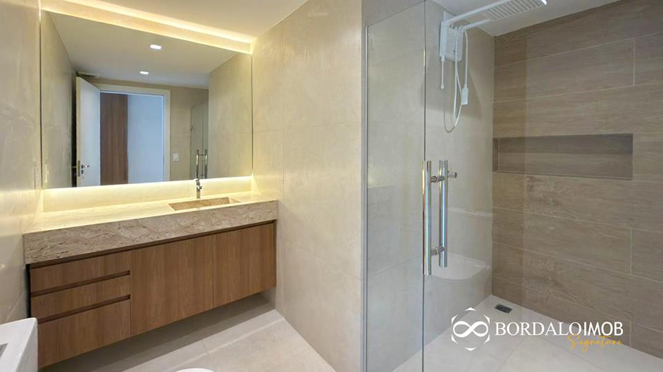 SQS 102 - Apartamento impecável na SQS 102, totalmente reformado e pronto para morar - Foto 26