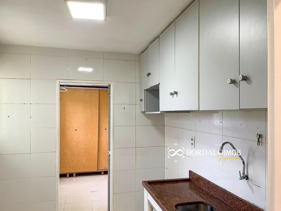 SQN 412 - Apartamento de 3 Quartos com Suite e Closet Vista Livre Para Área Verde - Foto 7