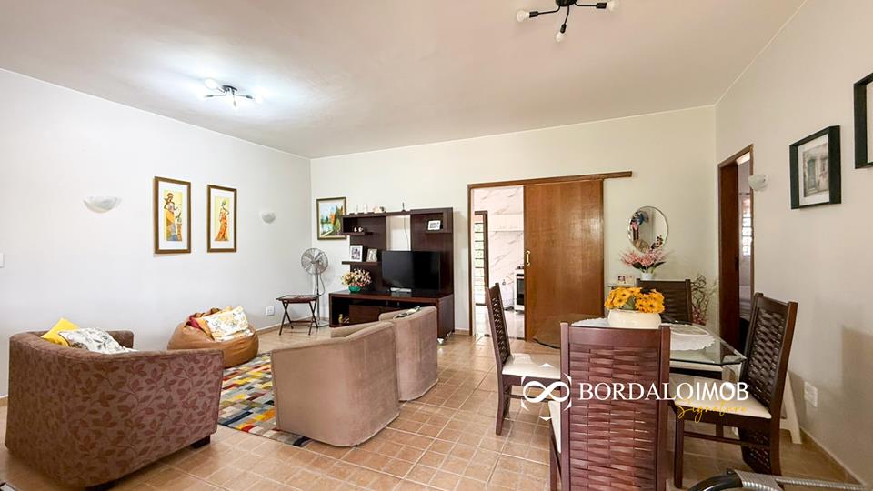 Condomínio Ouro Vermelho I - Casa com 2 Quartos em um Lote de 1.000 m² em boa localização  - Foto 7