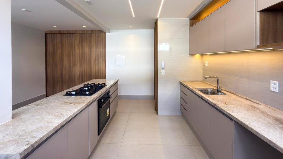 SQS 306 - Apartamento de 3 Quartos todo reformado e Aceita Financiamento - Foto 10