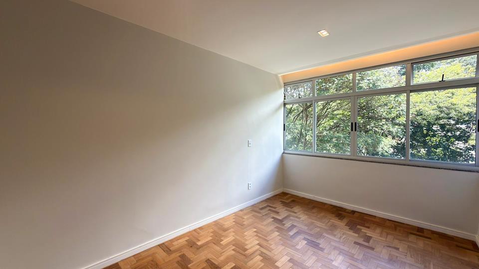 SQS 306 - Apartamento de 3 Quartos todo reformado e Aceita Financiamento - Foto 12